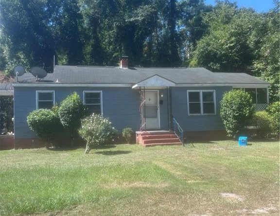 104 E Cottingham Street, Maxton, NC 28364