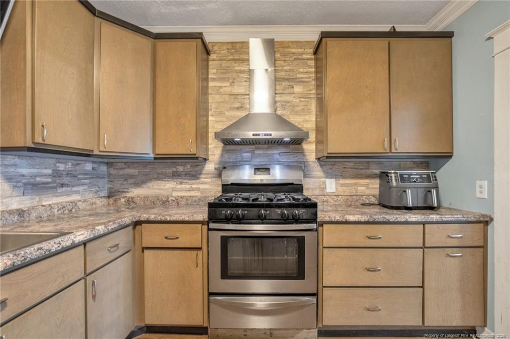 305 E 11th Street, Lumberton NC